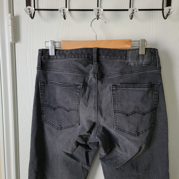 American Eagle Outfitters Slim Straight Jeans - Picture 3 of 9